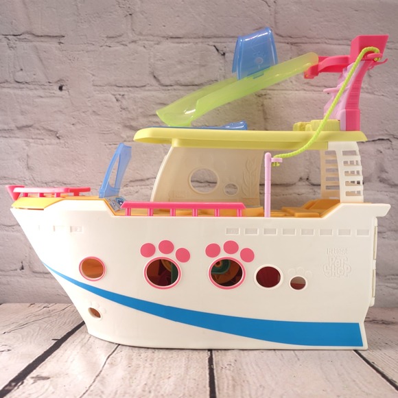 Hasbro Toys Hasbro The Littlest Pet Shop Cruise Ship Playset Toy